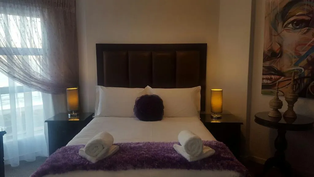 A 703 The Bay Apartment Bloubergstrand